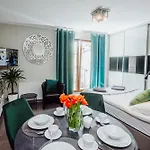 Apartamento 1 Maja 76 *