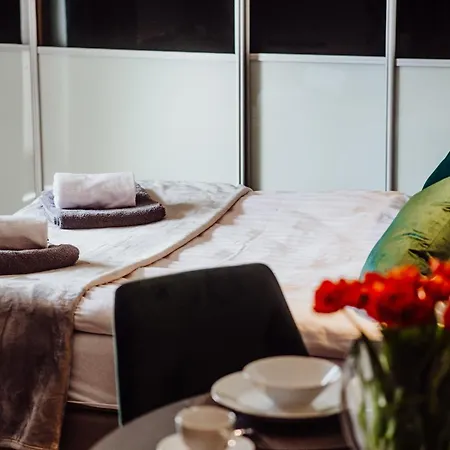 Apartman 1 Maja 76 *