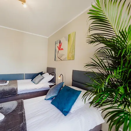 1 Maja 76 * Jelenia Góra